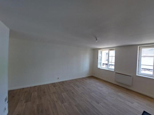 Location Appartement 2 pièces 45m² DIEPPE 76200 - Photo 1