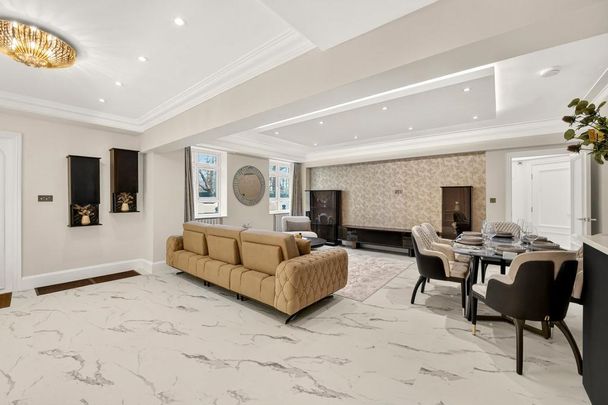 3 bedroom flat to rent - Photo 1