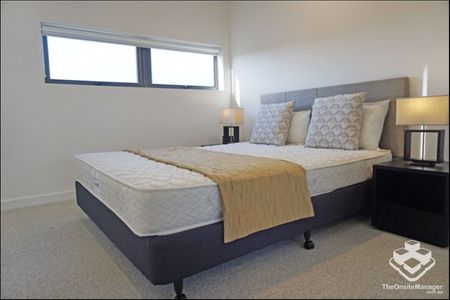 The Milton Residences -Three Bedroom-Two Bathroom UnFurnished Apartment - Photo 3