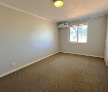 Fully Fenced Brick Home - Photo 3