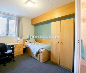 Premium Ensuite - Photo 2