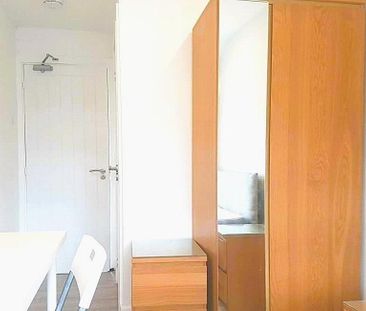 7 bedroom detached house to rent - Photo 3