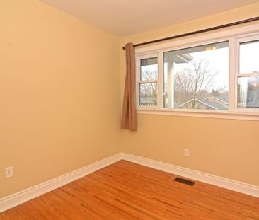 For Lease - 1437 Westbrook Drive Unit# Main Floor, Peterborough, On... - Photo 5