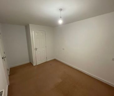 Crymlyn Parc, Neath, SA10 - Photo 3