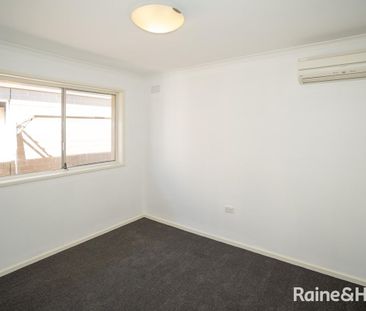 PERFECTLY POSITIONED CLOSE TO THE HEART OF WAGGAS CBD - Photo 4