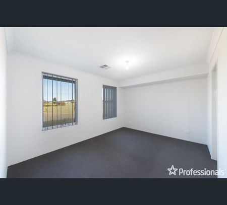 42 Jasper Bend, Wellard, WA 6170 - Photo 5
