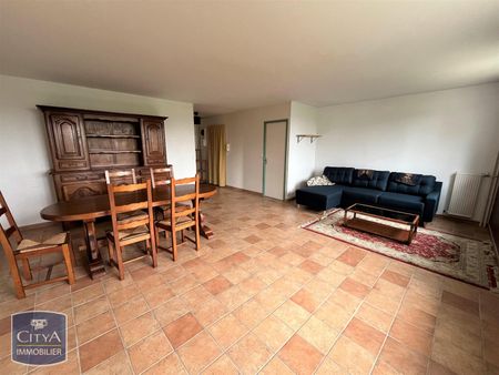 Location Appartement 3 pièces 71m² LA RICHE 37520 - Photo 2