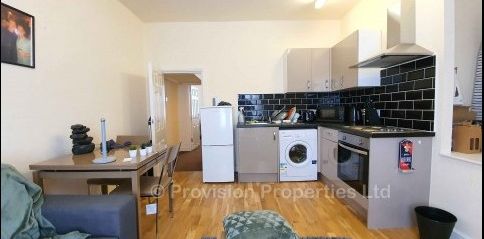 1 Bedroom Apartments in Leeds - Photo 2