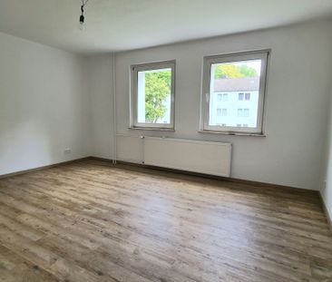 +++ Wohnen in Wanheim, 2 Raumwohnung mit Balkon +++ - Foto 1