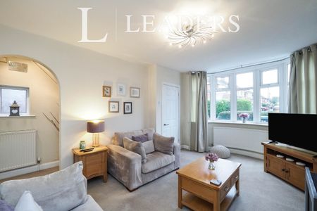 3 bedroom house to rent Beardsmore Grove, Hucknall, NG15 - Photo 2