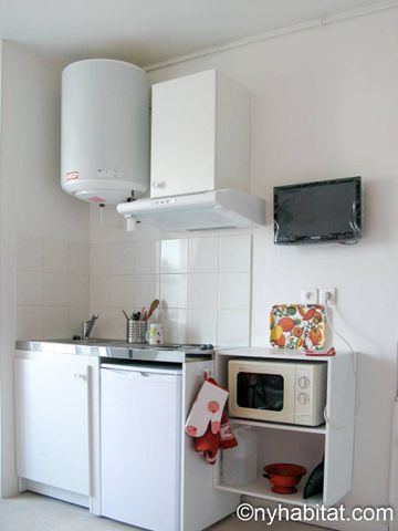 Logement à Paris, Location meublée - Photo 3