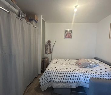 Appartement à louer - Photo 2