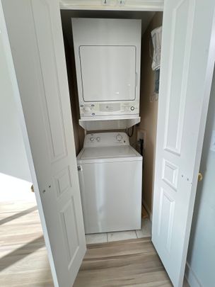 For Lease - 3939 Duke Of York Boulevard Unit# 205, Mississauga, Ontario - Photo 1