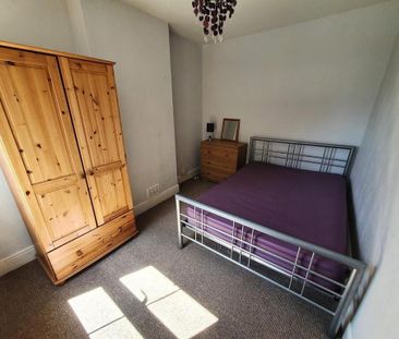 4 bedroom house share to rent - Photo 5