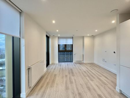 3 bedroom apartment to rent - Photo 2