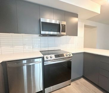 For Lease - 3385 Dundas Street Unit# 322, Toronto, Ontario - Photo 5