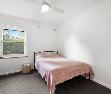 3 Bedroom Home in a Great Location! - Photo 2