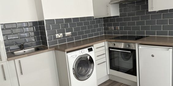 Headlands Road, PONTEFRACT - Photo 3