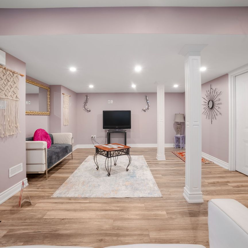 For Lease - 3191 Daisy Way Unit# Basement Apt, Oakville, Ontario - Photo 1