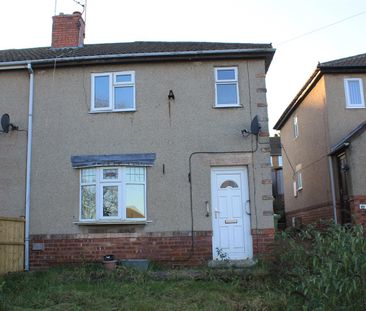 2 BEDROOM House - Semi-Detached - Photo 5