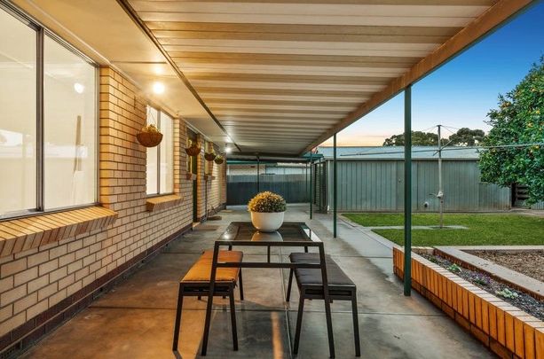 Charming and Modern Family Home in Salisbury East! - Photo 1