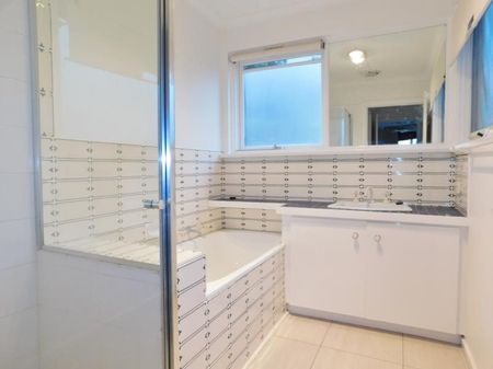 2/8-10 Bailey Grove, Ivanhoe - Photo 4