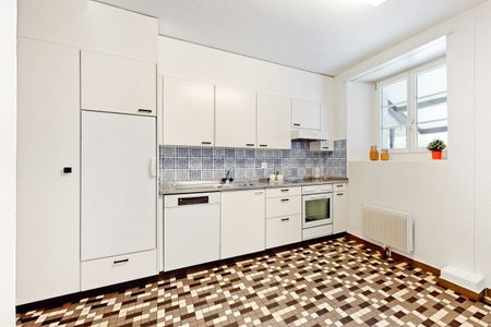 Wohnung mit Altbaucharme im Dorfzentrum von Attiswil! - Photo 3