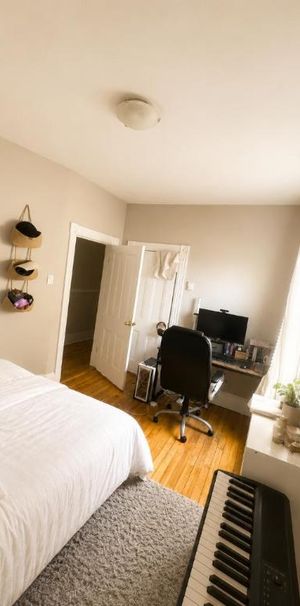 SUPER 2 CH FERMÉES ENSOLEILLE 2 BALCONS AU COEUR DU PLATEAU - Photo 1
