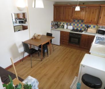 Unit 2, 27 Cromwell Road, Belfast, BT7 1JW - Photo 6