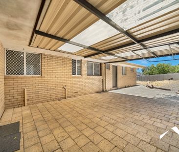 75 Butterworth Avenue, KOONDOOLA WA 6064 - Photo 2