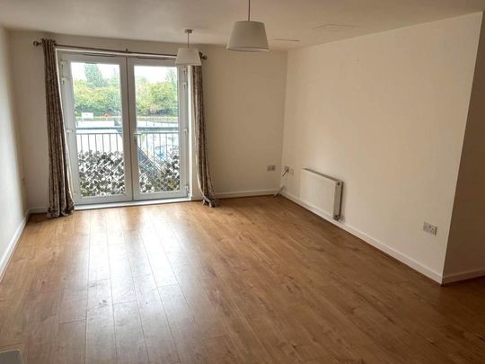 2 bedroom flat to rent - Photo 1