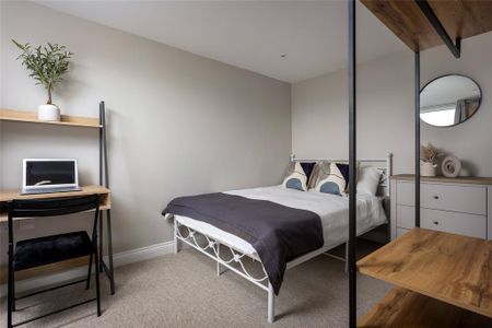 5 bedroom house to rent - Photo 2