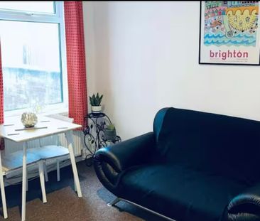 3 Bed Terraced House, Dorset Road, CV1 - Photo 1