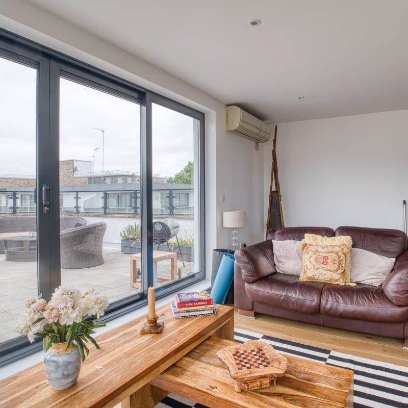 2 bedroom penthouse to rent - Photo 1