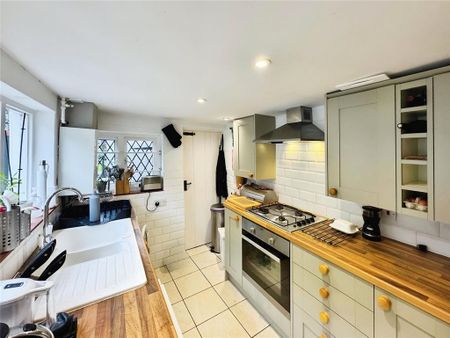 3 bedroom terraced house to rent - Photo 5