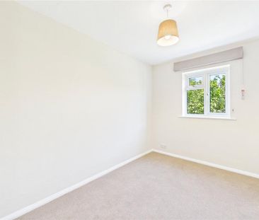 4 bedroom bungalow to rent - Photo 4