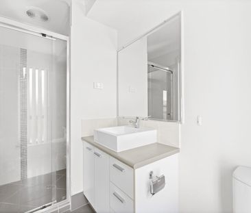 11 Dory Drive, Point Vernon, Qld 4655 - Photo 2