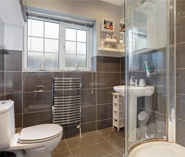 4 bedroom detached house to rent - Photo 5
