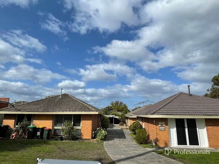 5/15-17 Browns Road, Clayton VIC 3168 - Photo 4