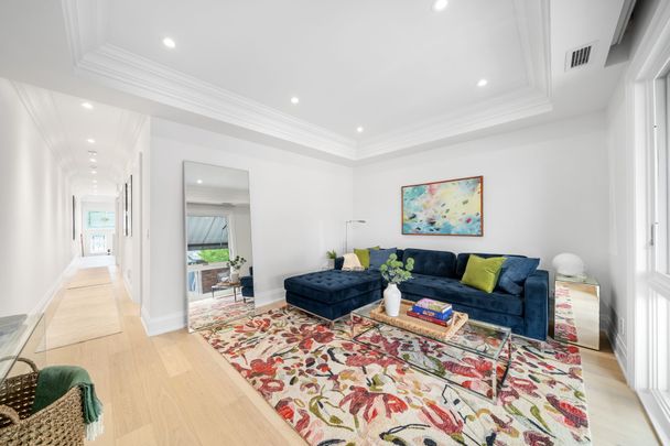 For Lease - 112 Argyle Street, Toronto, Ontario - Photo 1