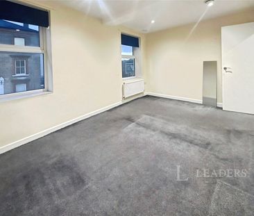 2 bedroom apartment to rent Shenfield Road, Brentwood, Essex, CM15 - Photo 3