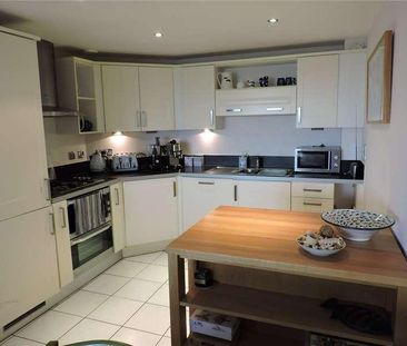 Caroline Way, Sovereign Harbour North, Eastbourne, BN23 - Photo 5