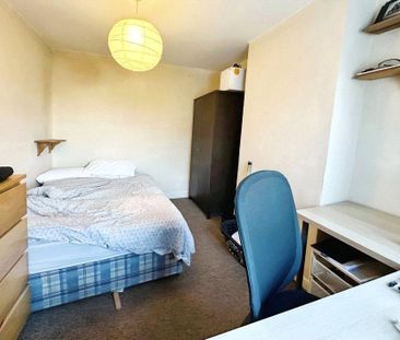 4 bedroom terraced house to rent - Photo 6