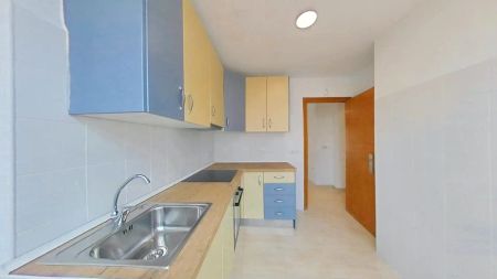 Piso de alquiler en Ciudad de Asís - Photo 3