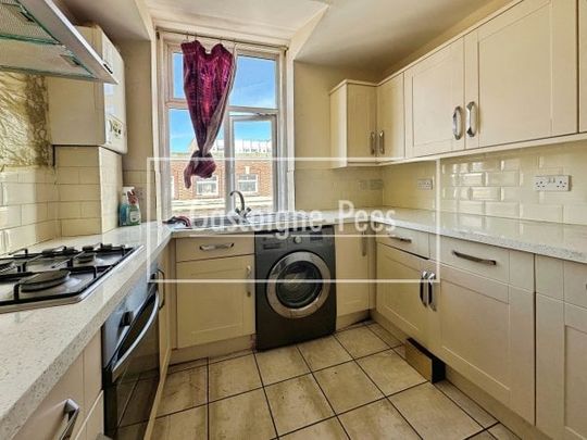 Wellington Court, Pickford Street, Al... - Photo 1