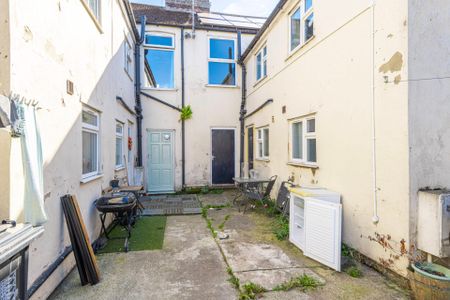 Southtown Road, Great Yarmouth - Photo 4