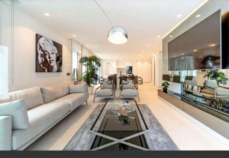 Alquiler de piso en Conjunto Jardín Andaluz, 13 - Photo 2