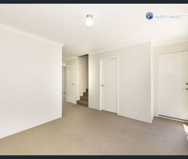 Easy Living Townhouse - Photo 5