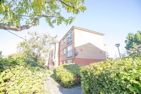 Blackthorn Close, Cambridge - Photo 2