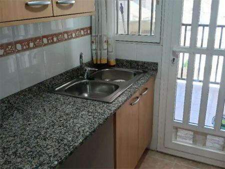 Valencia - Photo 3